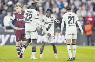  ?? // AP ?? Frimpong celebró como si de una victoria se tratara su gol al West Ham, que permite a su equipo mantener la condición de invicto esta temporada