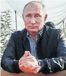  ??  ?? AWARD Putin handed Mishkin accolade