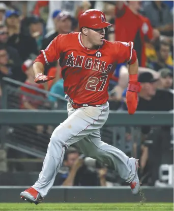  ??  ?? Depuis le retour au jeu de MikeTrout, les Angels ont une fiche de 16-11. Associated Press