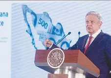  ??  ?? Aclara. López Obrador asegura que no lanza la consigna de perseguir a alguien, ni siquiera a los que “le robaron” la Presidenci­a en 2006.