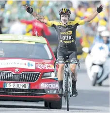  ??  ?? ESLOVENO. Primoz Roglic sorprendió con un ataque en el Galibier