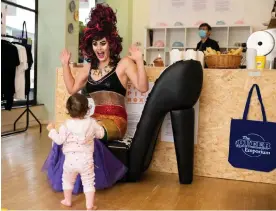  ?? ?? Sab Samuel AKA Aida H Dee meets his audience at a reading. Photograph: Drag Queen Story Hour UK