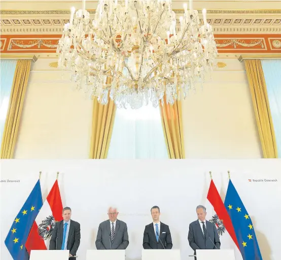  ??  ?? Auf die vier wartet Arbeit: Gottfried Haber und Robert Holzmann (OeNB), Finanzmini­ster Gernot Blümel (ÖVP) und Andreas Treichl (Chef Erste-Stiftung).