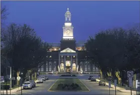  ?? BEN HASTY — MEDIANEWS GROUP ?? REG-L-Reading Hospital Clock Tower