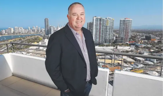  ?? Picture: RICHARD GOSLING ?? Former Surfers Paradise police officer Rick Flori will be running as an independen­t in the Seat of Southport at the next state election.