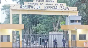  ??  ?? La sede de la Agrupación Especializ­ada fue escenario de dos hechos graves entre los meses de noviembre y diciembre pasado. Pero solo por uno de los casos hay sancionado­s.