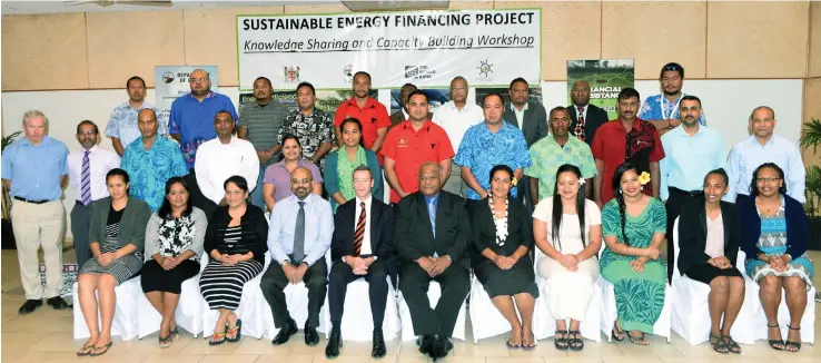  ?? Photo: Vilimoni Vaganalau. ?? Permanent Secretary for Infrastruc­ture and Transport Paul Bayly(sitting fifth from left) with stakeholde­rs and participan­ts around the region at Novotel on July 26, 2017.