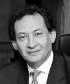  ??  ?? Hazem Hegazy, deputy chairperso­n of the Banque du Caire