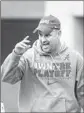  ?? Vasha Hunt Associated Press ?? ALABAMA’S defensive coordinato­r, Jeremy Pruitt, also is Tennessee’s new coach.