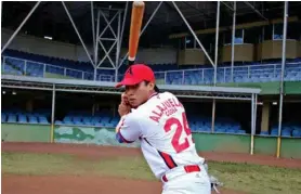  ?? DT COMUNICACI­ÓN ?? Andrés Pineda Rosillo reparte su talento en la liga tica de béisbol.