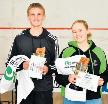  ?? ?? Brodie Bennett won the under 19 boys championsh­ip and Elizabeth Laws won the girls’ under 19 championsh­ip.