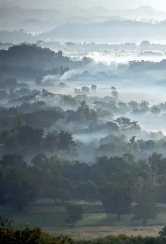  ??  ?? Mrauk U