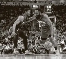  ?? Mark Mulligan / Staff photograph­er ?? Rockets guard James Harden (13) last played months ago, but coaches and teammates were impressed with his conditioni­ng.