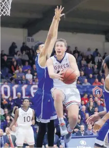  ?? JEFF CHIU/ASSOCIATED PRESS ?? Saint Mary’s guard Cullen Neal, formerly of Eldorado High and New Mexico, drives for a layup vs. UNC Asheville in December. Neal and the Gaels have a big game upcoming against Gonzaga.