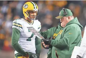  ?? CHARLES LECLAIRE/USA TODAY SPORTS ?? Quarterbac­k Brett Hundley will play a big role in whether the Packers reach coach Mike McCarthy’s goal of 10 victories.