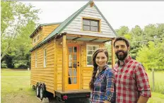  ?? TINY HOUSE EXPEDITION ?? Alexis Stephens and Christian Parsons have taken their 130-square-foot home across 27 states while working on a documentar­y about the tinyhome movement called Tiny House Expedition.