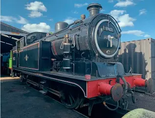  ?? MICHAEL SANDERS ?? Pictured prior to dismantlin­g, the return of ‘N7’ No. 69621 to steam is now well underway at the East Anglia Railway Museum at Chappel & Wakes Colne, Essex.