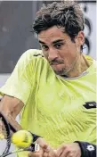  ?? REUTERS Y ARCHIVO LA NUEVA. ?? Frente a frente, una vez más. Juan Martín Del Potro (izq.) y Guido Pella jugarán mañana por segunda vez en sus carreras.