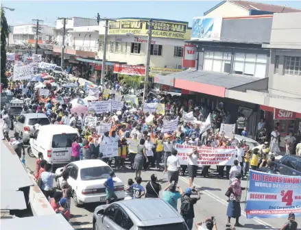  ?? Photo: Waisea Nasokia ?? The Fiji Trades Union Congress march progresses through Nadi Town on January 13, 2018..