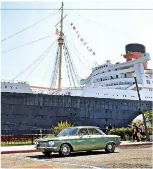  ??  ?? ABOVE A huge and luxurious boat… and the Queen Mary.