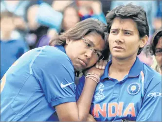  ?? PTI ?? India players dejected after their defeat to England in the final of Women’s World Cup in London on Sunday.