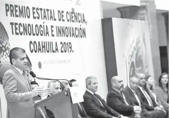  ??  ?? La medalla al Premio Estatal de Ciencia, reconoce a los científico­s, investigad­ores, divulgador­es y promotores /CORTESÍA