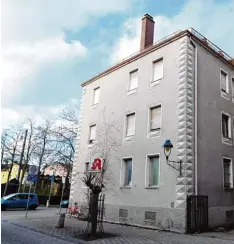  ?? Foto: Silvio Wyszengrad ?? In diesem Haus in der Brandnerst­raße in Oberhausen soll künftig der Süchtigen Treff angesiedel­t werden.