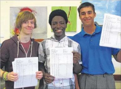  ?? FM3362190 ?? Norton Knatchbull pupils celebrate, Joseph Pape, Shamma Igiraneza and Kieran Dhillon