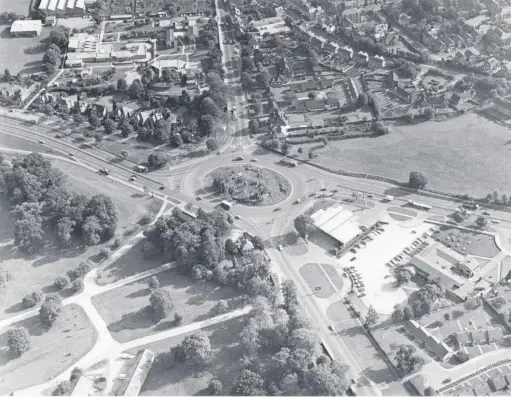  ??  ?? Right, Markeaton traffic island circa 1984