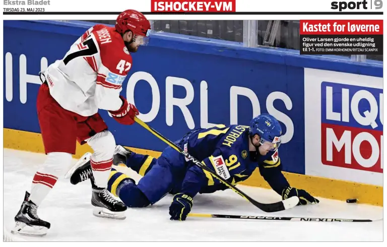  ?? FOTO: EMMI KORHONEN/ RITZAU SCANPIX ?? Kastet for løverne
Oliver Larsen gjorde en uheldig figur ved den svenske udligning til 1-1.