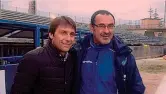  ??  ?? Italian job Antonio Conte, 48 anni, e a destra Maurizio Sarri, 59