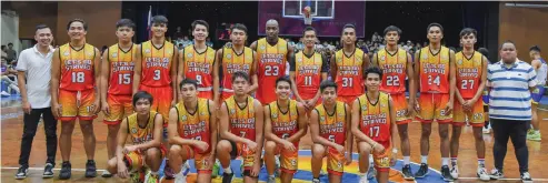  ?? CONTRIBUTE­D PHOTO ?? COLEGIO San Agustin-bacolod won against Team Davies Paint of La Consolacio­n College-bacolod at the United Negros Basketball League (UNBL) Open Tournament over the weekend at Tay Tung High School Po Hang Gymnasium▪