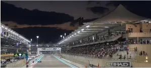  ?? AFP ?? The Yas Marina Circuit put on yet another fantastic show on Sunday night as the entire F1 bandwagon mixed with celebritie­s and royalty during the F1 Grand Prix. —