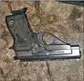  ?? ?? BERSA CALIBRE 32. La pistola de Sabag Montiel tenía cinco balas en el cartucho.