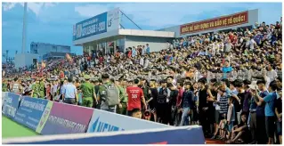  ??  ?? Full house…Ha Tinh were fined for having too many fans in the stadium