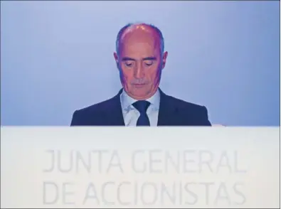  ?? / PABLO MONGE ?? El presidente de Ferrovial, Rafael del Pino, en una junta de accionista­s.