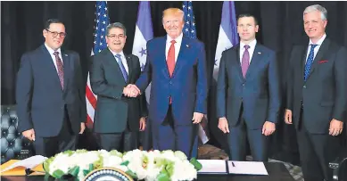  ?? FOTO: EL HERALDO ?? Funcionari­os de Estados Unidos afirmaron que los acuerdos de cooperació­n migratoria permitirán que se creen programas de desarrollo diferencia­dos para cada una de las naciones y que se vean los resultados.