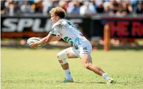  ?? GETTY IMAGES ?? Chiefs fullback Damian McKenzie looks to attack against the Blues on Friday in Waihi.