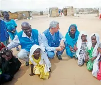  ?? AFP ?? UN High Commission­er for Refugees Filippo Grandi visits the Al Nimir camp in the Sudanese state of East Darfur. —