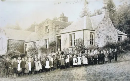  ?? All photograph­s the Iain Thornber collection. ?? Above, Children outside Strontian school house and room; above right, the Strontian Hotel used to be called the London House; right, when the coal puffer Handa arrived with fuel for the school the children were given time off to help offload it; left, many Strontian pupils were kept off school to help at the annual planting or harvesting of potato crops. This picture shows potato planting at Ardery, above Loch Sunart.