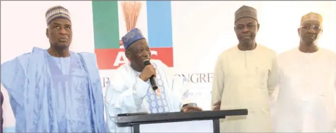  ?? ENOCK REUBEN ?? GANDUJE VISITS APC MEDIA CENTRE... L-R: Leader, All Progressiv­es Congress (APC), Nasiru Aliyu Koki; National Chairman, APC, Dr. Abdullahi Umar Ganduje; APC Leader, Bichi Rabiu and Chief of Staff to the APC National Chairman, Muhammed Garba, during the Chairman's visit to the APC Media Centre at the party's national secretaria­t in Abuja yesterday