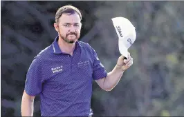  ?? GETTY IMAGES ?? Jimmy Walker, 2016 PGA champion, started this year off in style with an 8-under 65 and two-stroke lead Thursday in the SBS Tournament of Champions at Kapalua.