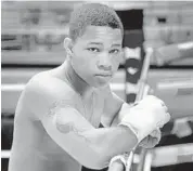  ?? SUSAN STOCKER/STAFF PHOTOGRAPH­ER ?? Dillard High senior Antonio Williams, 18, is a two-time Florida Golden Gloves champion with a 105-14 amateur record.