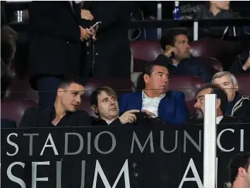  ?? FRESHFOCUS ?? Kämpfen um die Macht beim FC Basel: David Degen (l.) und Bernhard Burgener.