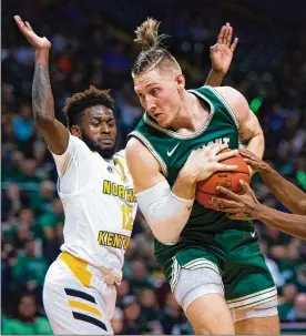  ?? JOSEPH CRAVEN / WSU ATHLETICS ?? Wright State’s Loudon Love at 6-foot-9, 260-pounds, is a consistent 15-point, 10-rebound player, who has put the Raiders on another level.