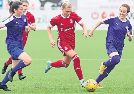  ?? Picture by Paul Glendell. ?? THISTLE DO NICELY: Emma Hunter’s Dons beat Boroughmui­r Thistle 4-2 at the weekend.