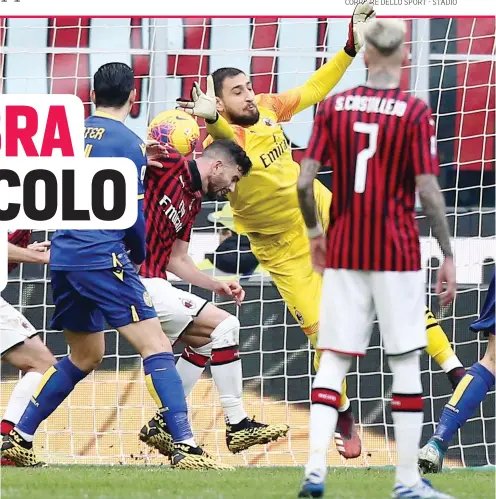  ?? LAPRESSE ?? Gianluigi Donnarumma, 20 anni, portiere del Milan, vola in uscita per sventare un’azione pericolosa del Verona