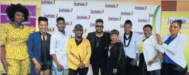  ?? Picture: SINO MAJANGAZA ?? MENTORSHIP OPPORTUNIT­Y: Eight aspiring fashion designers from Buffalo City Metro pose with fashion guru David Tlale, who chose them during a workshop he held in East London earlier this week