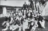  ?? PURONOKOLK­ATA.COM ?? Players before a match at the maidan in 1859