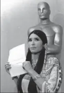  ?? FOTO: AP/ RITZAU SCANPIX ?? Sacheen Littlefeat­her i 1973 efter at have været på scenen til Oscar- showet.